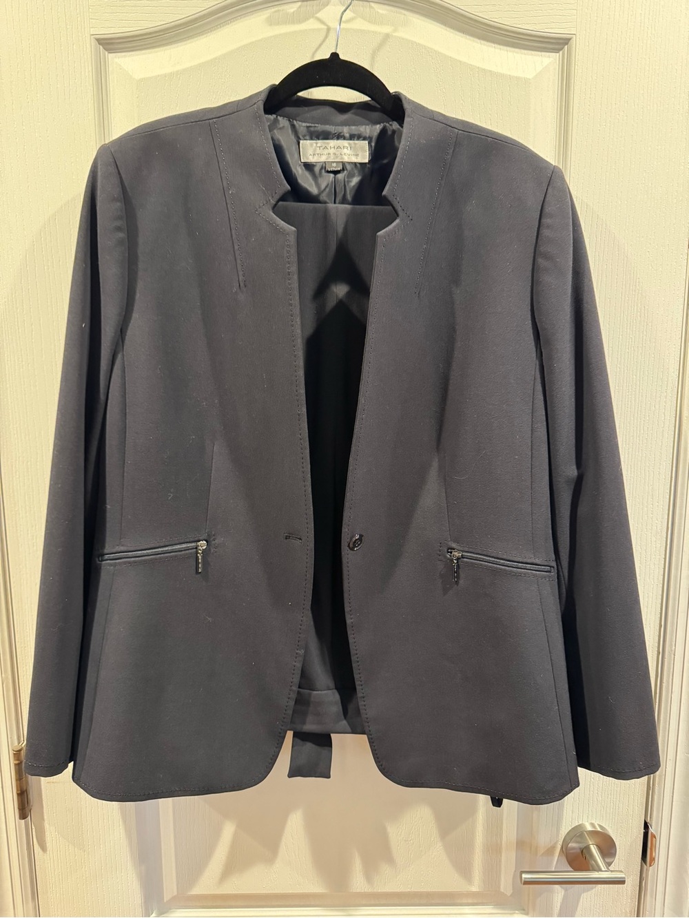 Arthur Levine Women's Black Pant Suit with Open Front Blazer & Zip Pockets - 16